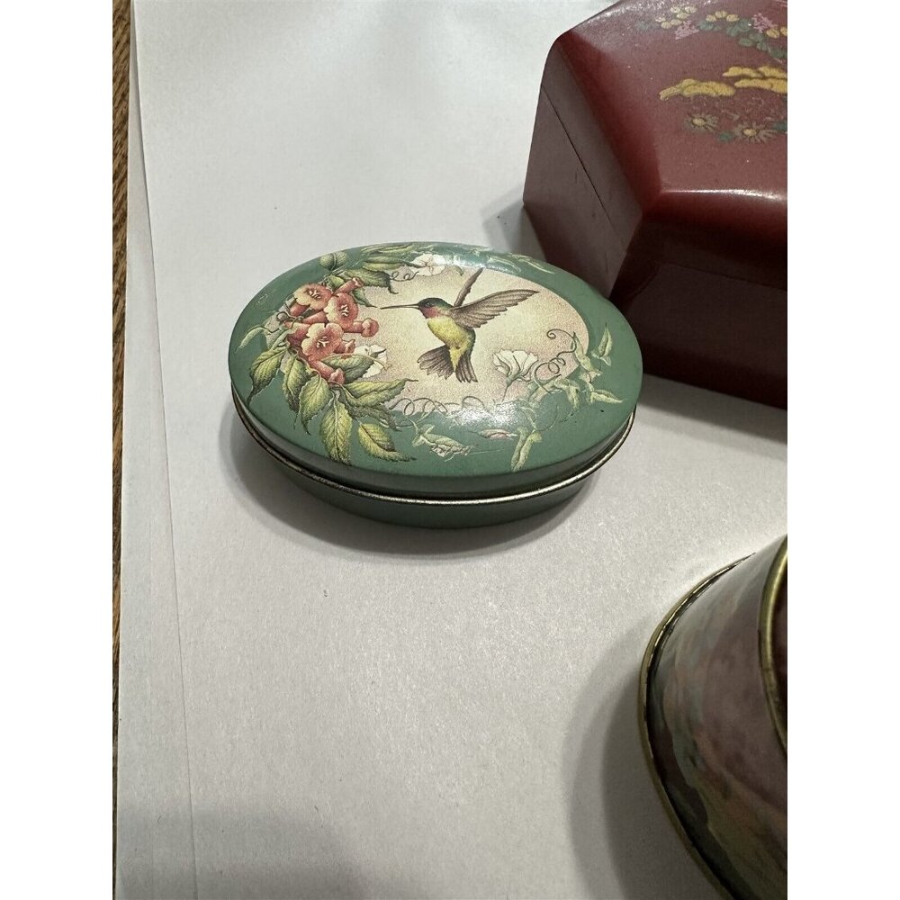 Trinket Boxes Lot of 4 Tin Plastic Nesting and Pirate Chest Vintage Hong Kong - Picture 2 of 11